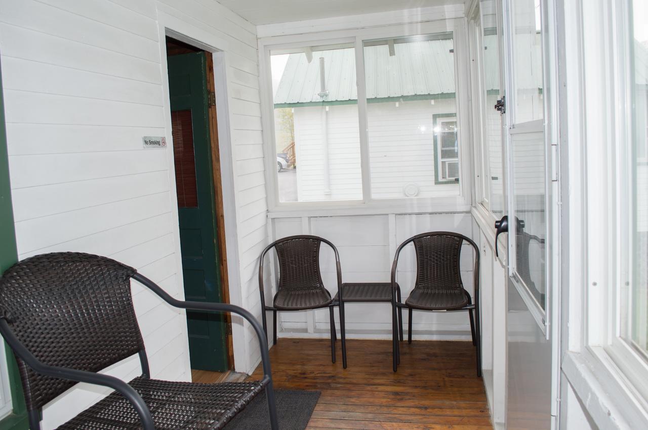 Отель Bayview Cabins Naples Экстерьер фото