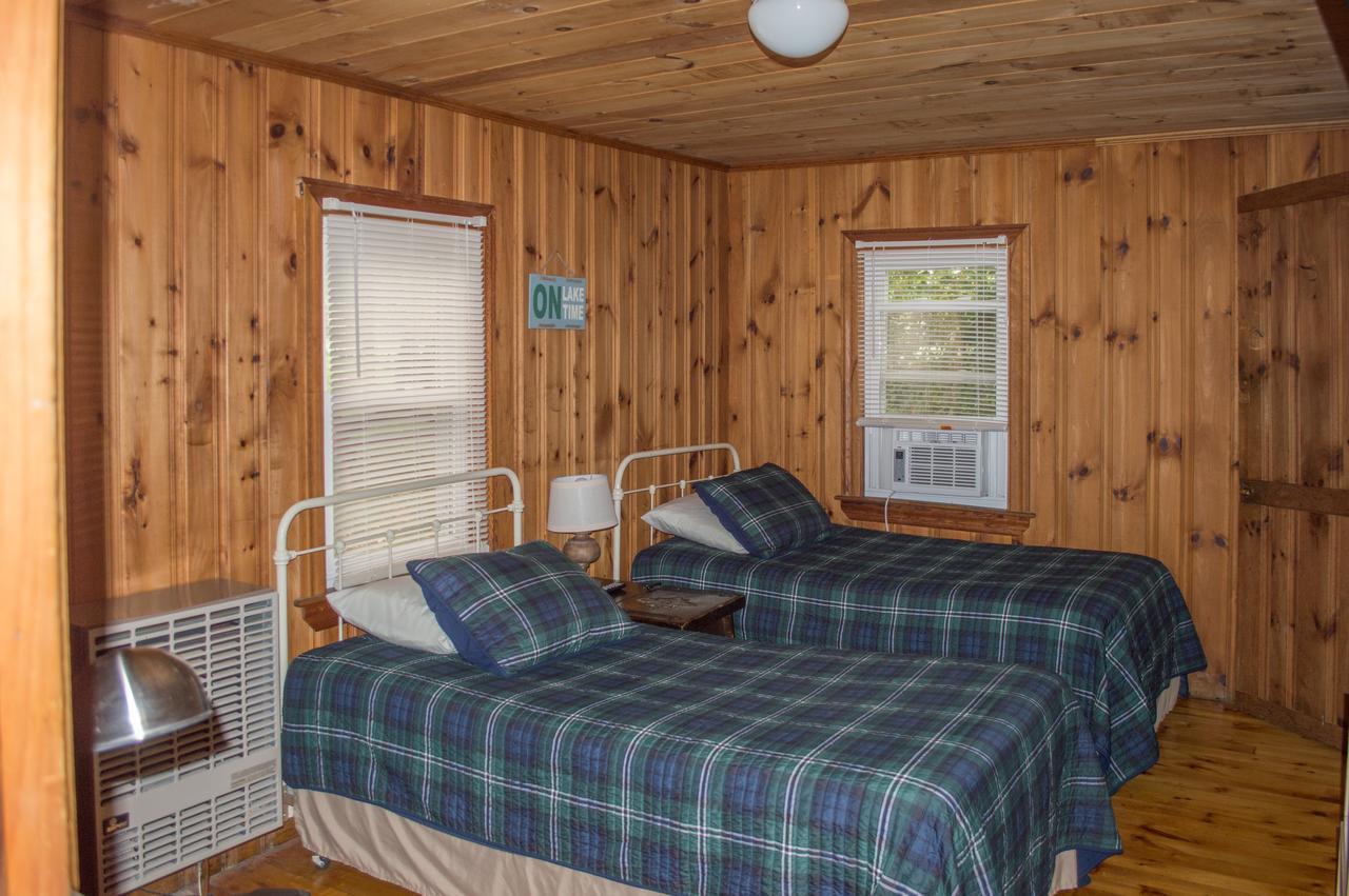 Отель Bayview Cabins Naples Экстерьер фото