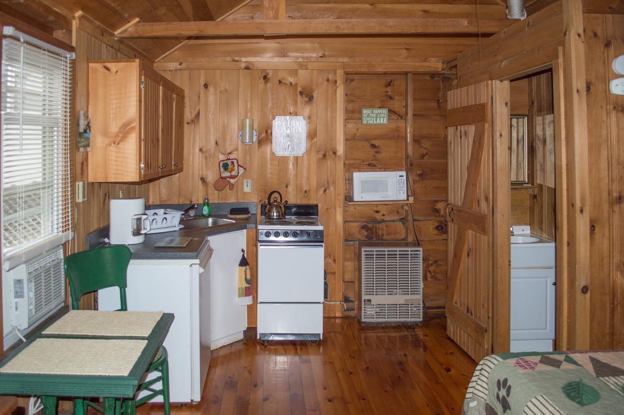 Отель Bayview Cabins Naples Экстерьер фото