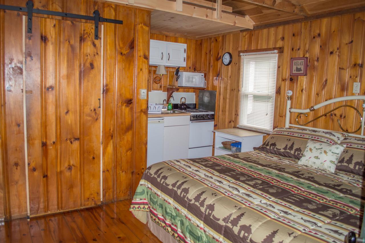 Отель Bayview Cabins Naples Экстерьер фото