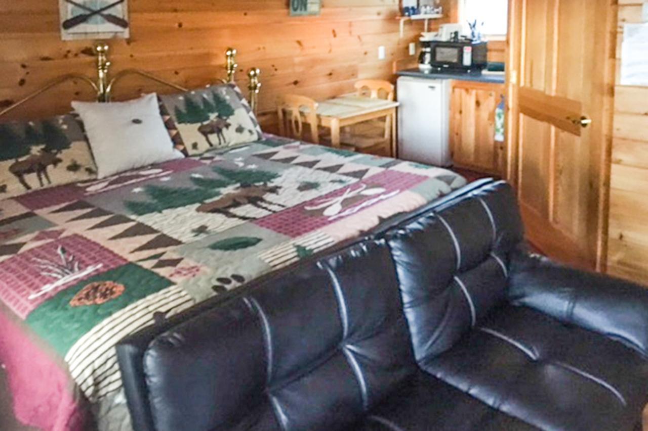 Отель Bayview Cabins Naples Экстерьер фото