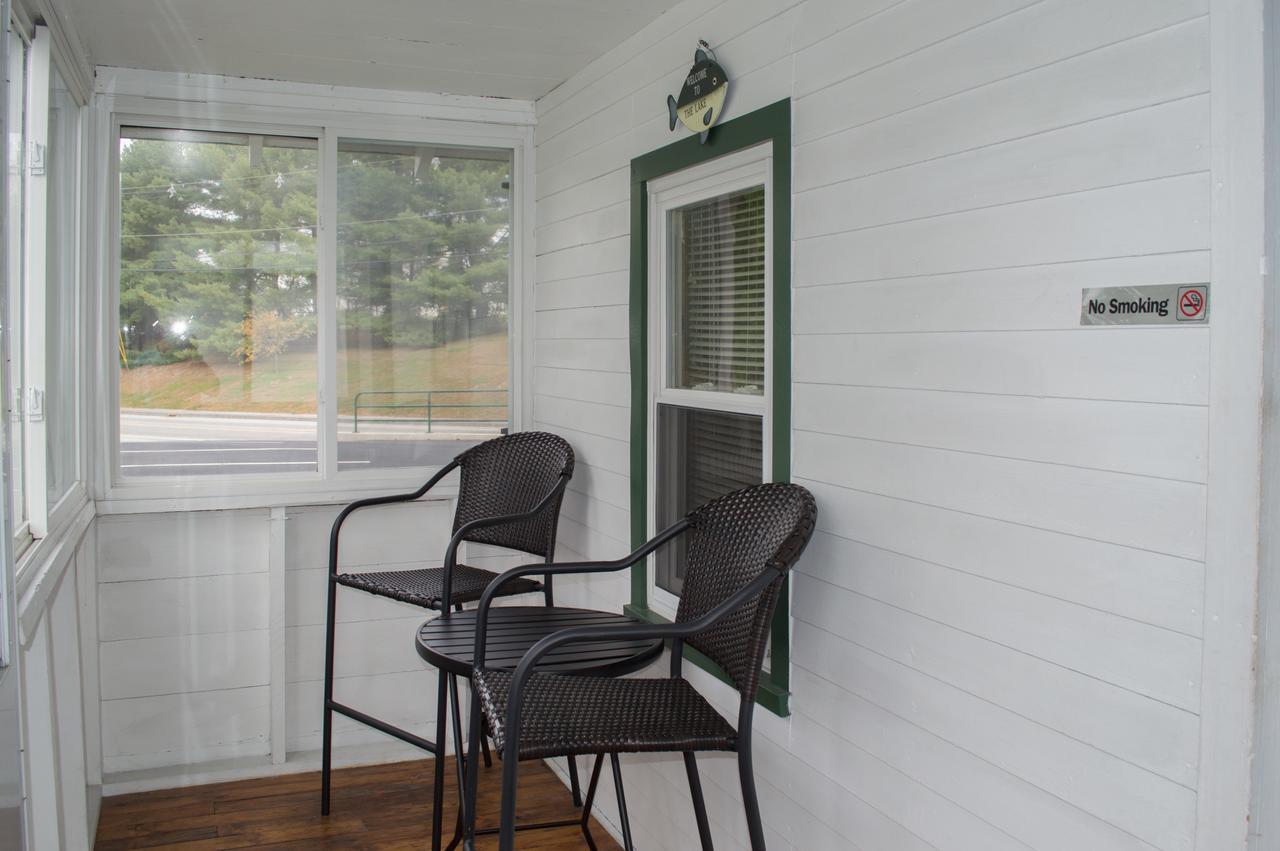 Отель Bayview Cabins Naples Экстерьер фото