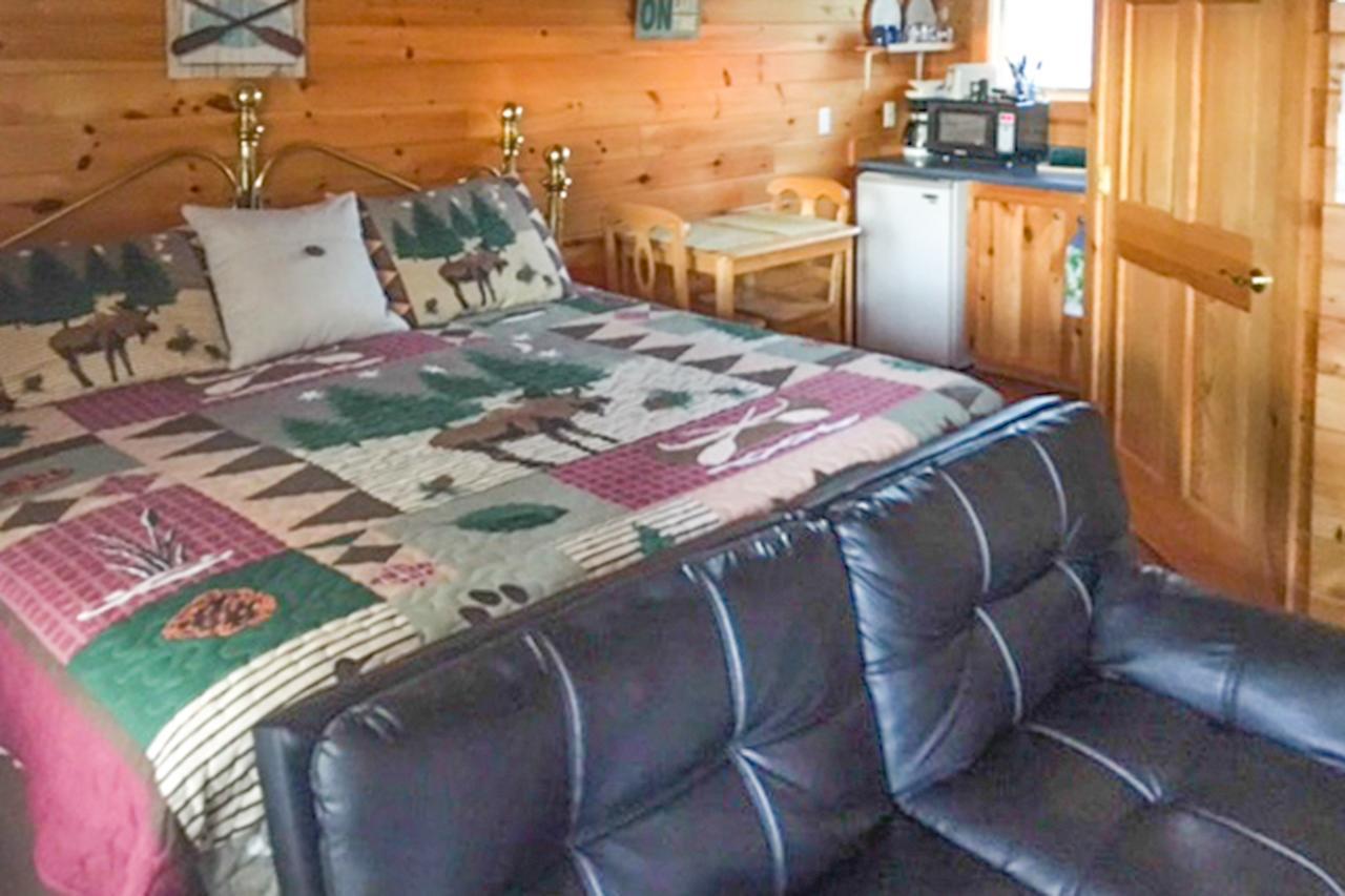 Отель Bayview Cabins Naples Экстерьер фото