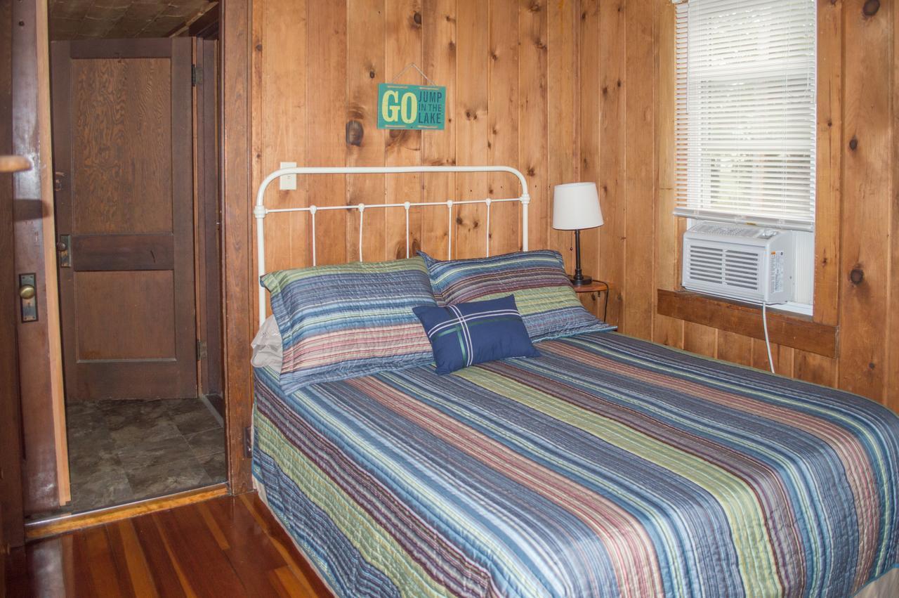 Отель Bayview Cabins Naples Экстерьер фото
