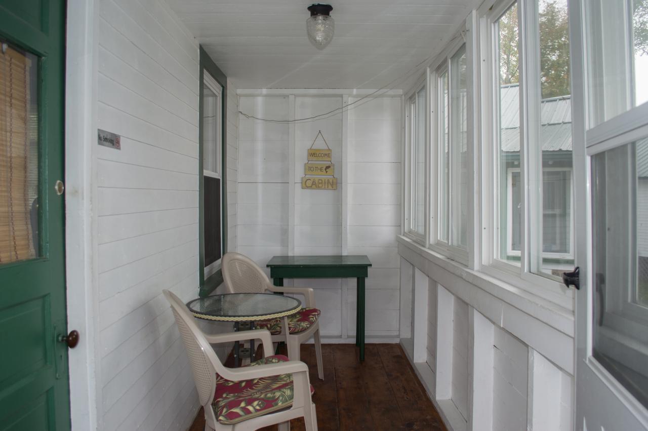Отель Bayview Cabins Naples Экстерьер фото