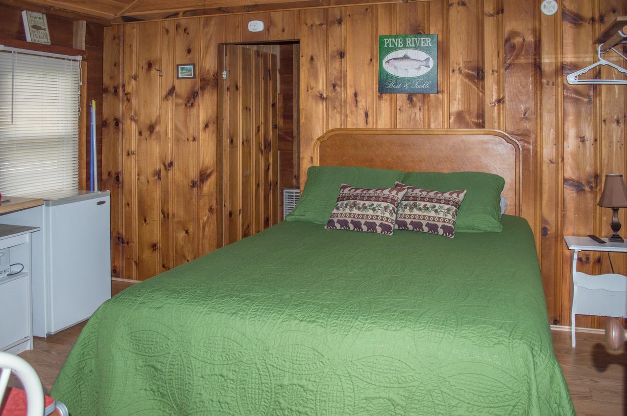Отель Bayview Cabins Naples Экстерьер фото